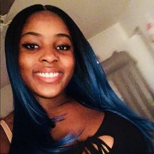 Meet your Posher, Romaria